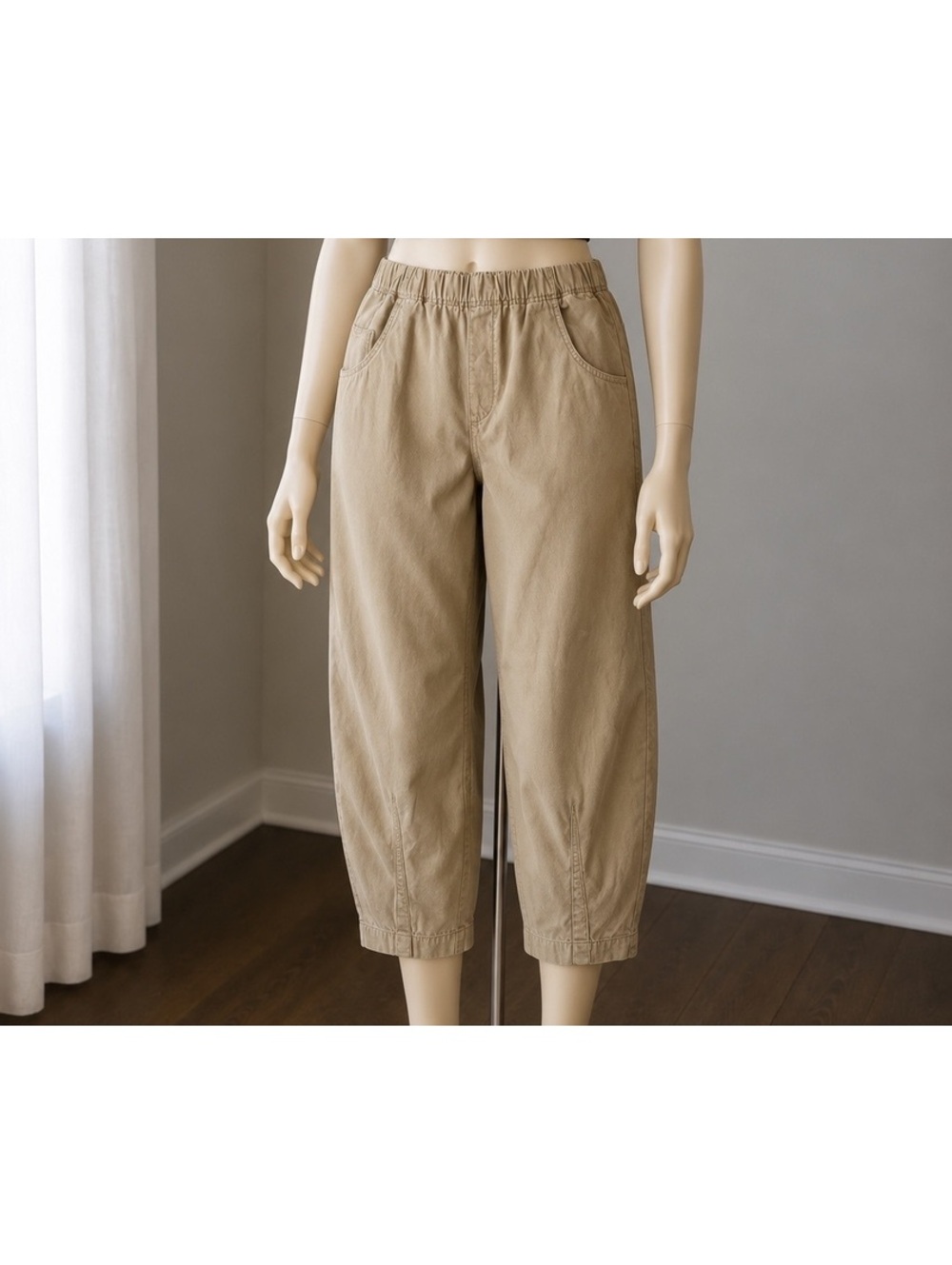 Universal Thread Women’s XL Barrel Leg Pants Khaki Cropped Cotton Pull On